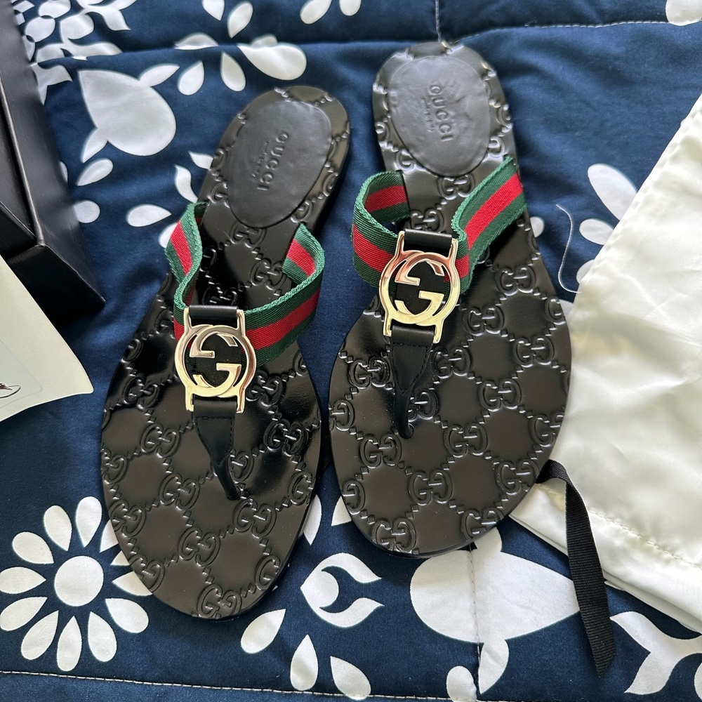Gucci flip flops